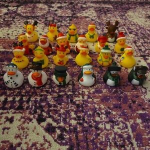 Festive Rubber Duck Toy Set - Multicolor